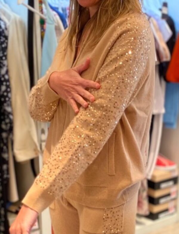 Pull boutons dos bleu 