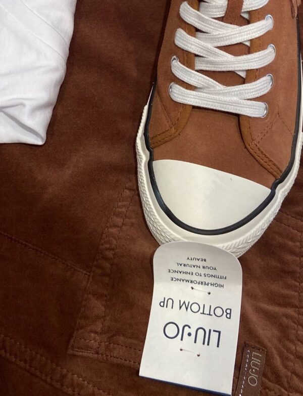 Jean velours noisette