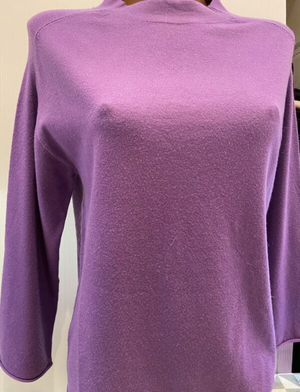 Pull violet