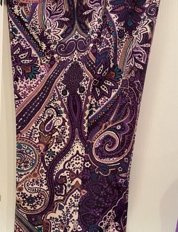 Pantalon imprimé violet